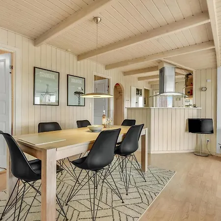 Дом отдыха Nice Home In Nordborg With Sauna Норборг