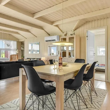 Nice Home In Nordborg With Sauna *